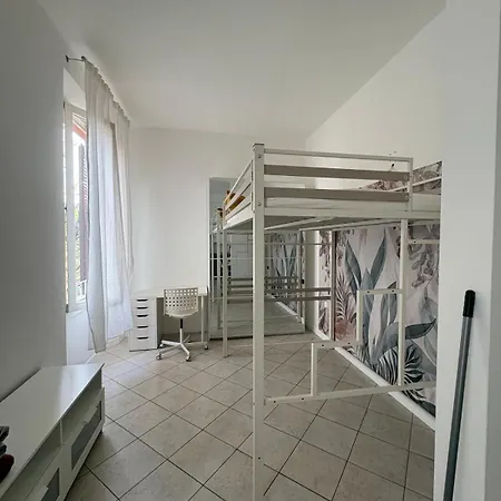 Piccolo Gioiello In Città, Pratico E Appartement